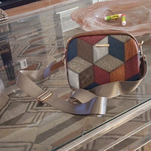 unbranded Handbags - 2 Pc.Mini patchwork look crossbody bag with adjustable strap nwot & Key Fob Case